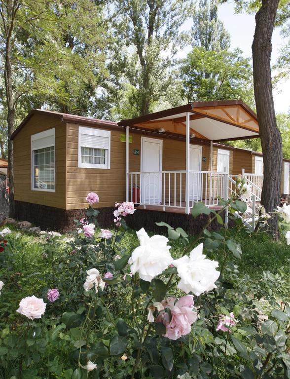 Camping Fuentes Blancas Burgo 部屋 写真