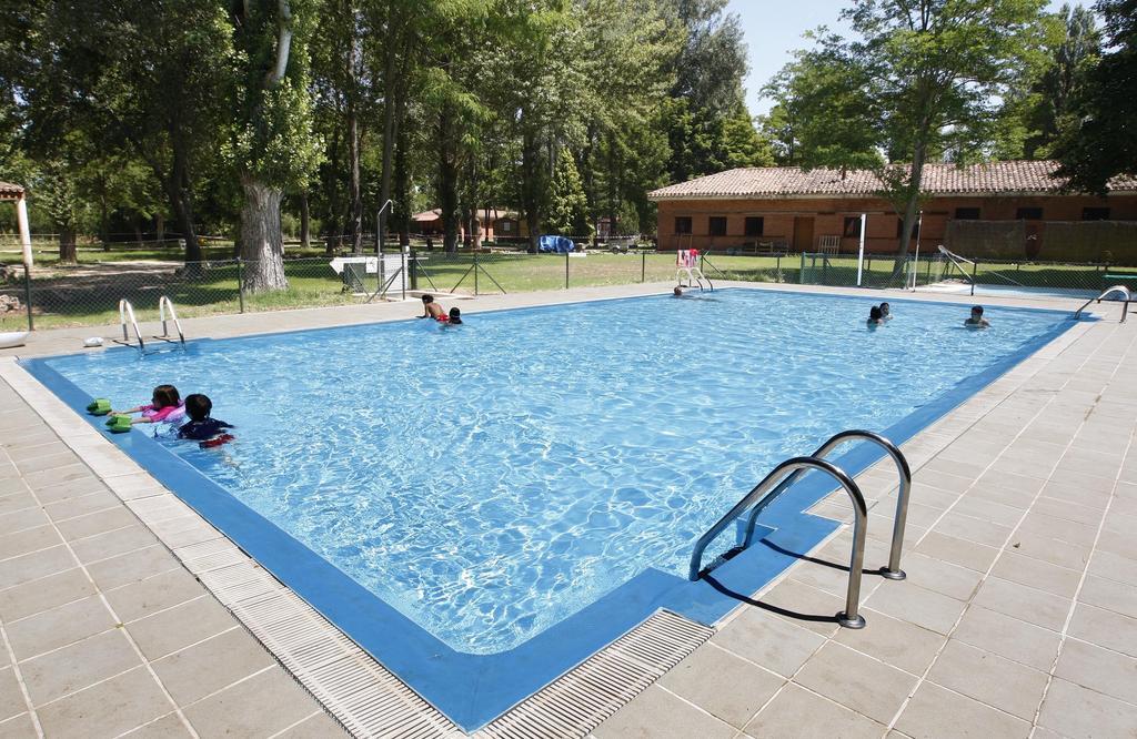 Camping Fuentes Blancas Burgo エクステリア 写真